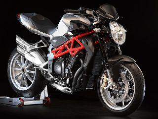 BRUTALE 1090