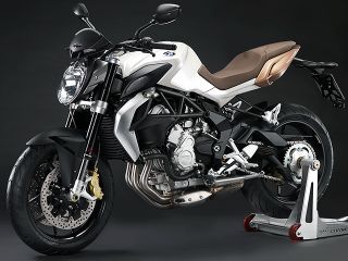 BRUTALE 675
