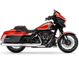 CVO FLHXSE Street Glide