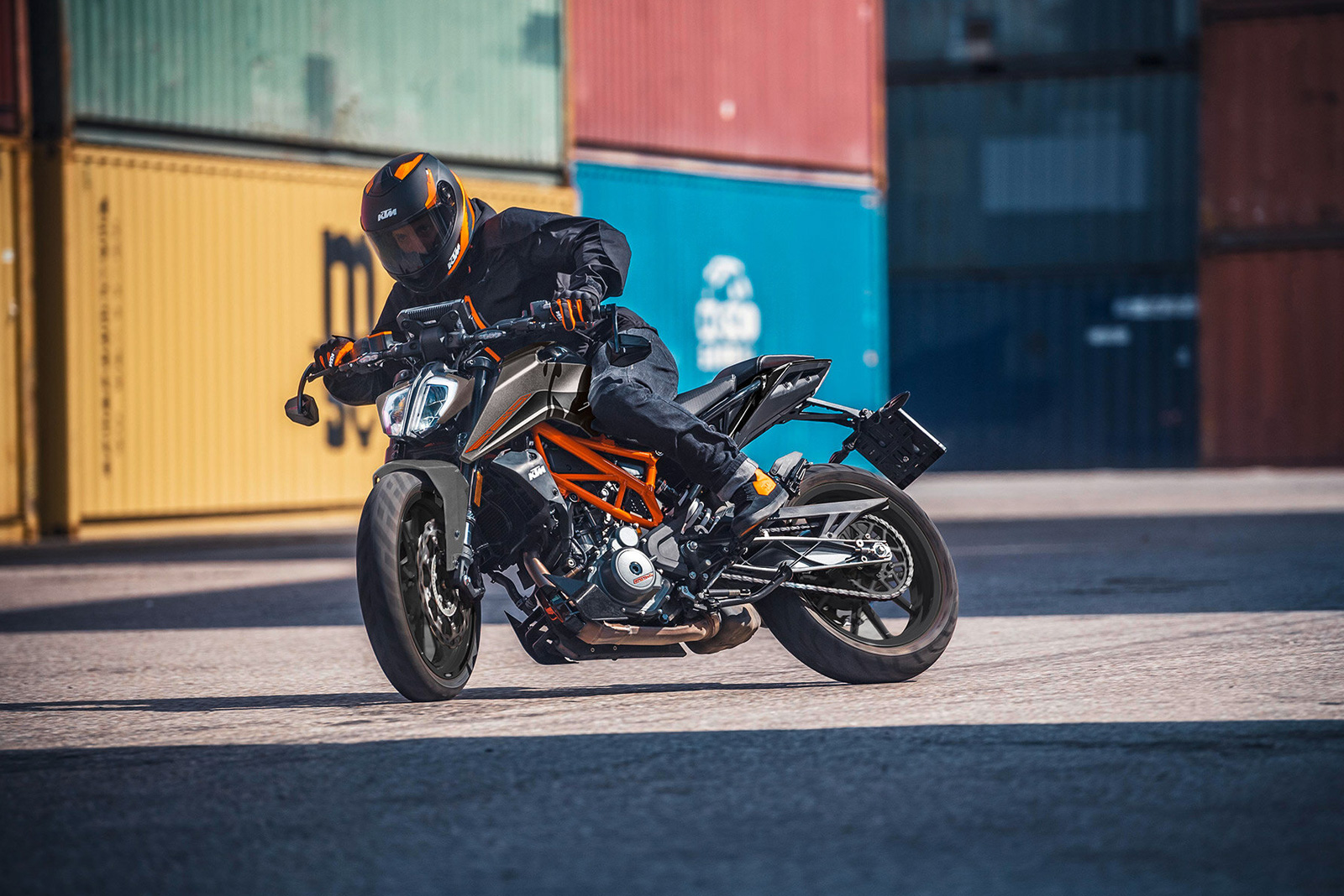 KTM Duke 390 фото 2